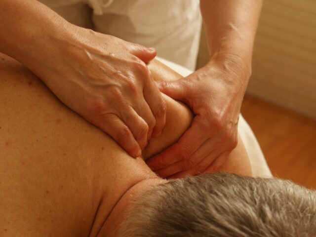 massage fete des pères homme soin énergétique rennes